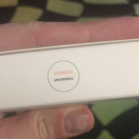 ✨🆕BNIB!Iconic London Lit & Luminous Highlighter in Universal!BN Sealed in Box!✨ - Picture 7 of 13